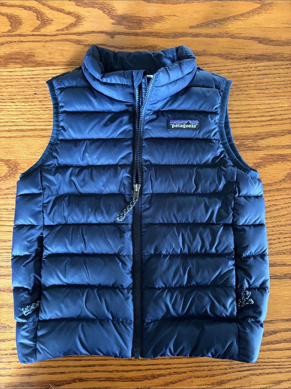 Patagonia 4T Kids Dark Navy Quilted Puffer Vest